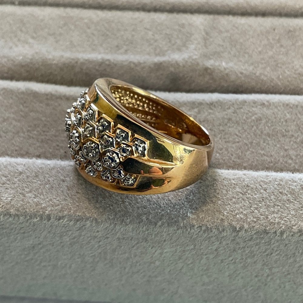 Elegant Gold Toned Sterling Silver Ring - Picture 3 of 4